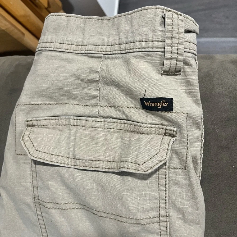 Wrangler Pants - Picture 1 of 5